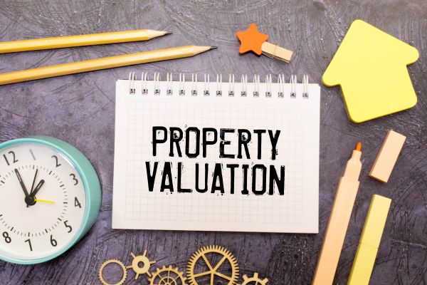 Accused of Grand Theft in Collier County? Challenging Property Values Is Key to Your Grand Theft Defense