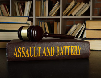 Can I be charged with both assault and battery in Florida?