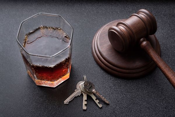 Contact a Palm Beach DUI Defense Lawyer After a Drunk Driving Arrest