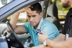 teenage-drunk-driving-suspect-behind-wheel (1)